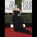 AP - Más notas destacables llegaron de la mano del Donna Karan con el vestido negro de Debra Messing.