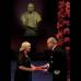 Reuters - Ruth Fowler Edwards recibi&#243; el Premio Nobel de Fisiolog&#237;a o Medicina en nombre de su esposo Robert G. Edwards
