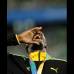 AP - Bolt lleg&#243; con media recta de ventaja sobre el representante franc&#233;s, despu&#233;s de forzar la m&#225;quina a tope con la esperanza de hallar una marca redentora.
