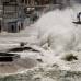 AFP - Fuerte oleaje en Wimereux, Francia, esta semana.