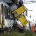 AP - Dos trenes chocaron frontalmente el lunes en la localidad de Granges-pr&#232;s-Marnand, a 50 kil&#243;metros de la capital suiza.