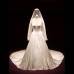 AP - El secreto mejor guardado de la boda del a&#241;o, el vestido de Catalina Middleton, ser&#225; uno de los &#233;xitos del verano en el Reino Unido, gracias a una exposici&#243;n en el palacio de Buckingham que ha vendido 125.000 entradas por anticipado.