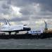 Reuters - Estados Unidos puso fin el a&#241;o pasado a su programa de transbordadores espaciales y el 17 de abril el transbordador Discovery realiz&#243; su vuelo final desde Cabo Ca&#241;averal (Florida) hasta el aeropuerto de Dulles, tambi&#233;n montado sobre un 747 con un paseo a&#233;reo sobre Washington.