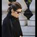 AP - La actriz Maria Tomei llega al funeral del actor.