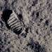 AP - NASA - 20 de julio de 1969. Una huella dejada por uno de los astronautas de la misión Apolo 11 se muestra en la superficie landa de la luna.