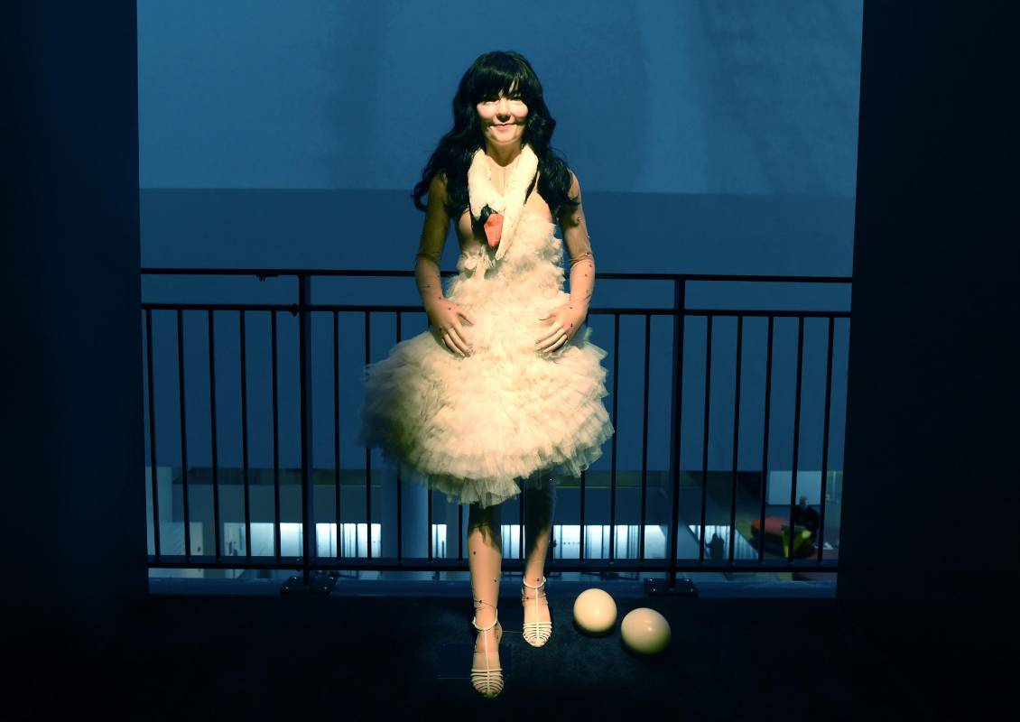 “Björk es una de las artistas más innovadoras de su generación”, subrayó el comisario de la exposición, Klaus Biesenbach. FOTO AFP
