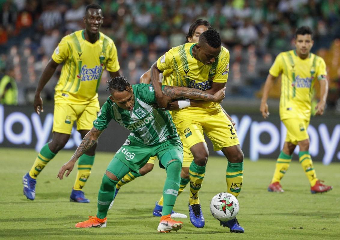 Seis cambios que hizo Juan Carlos Osorio en su acostumbrada rotación frente al partido anterior solo le alcanzó para un empate de local. Foto: Manuel Saldarriaga Quintero