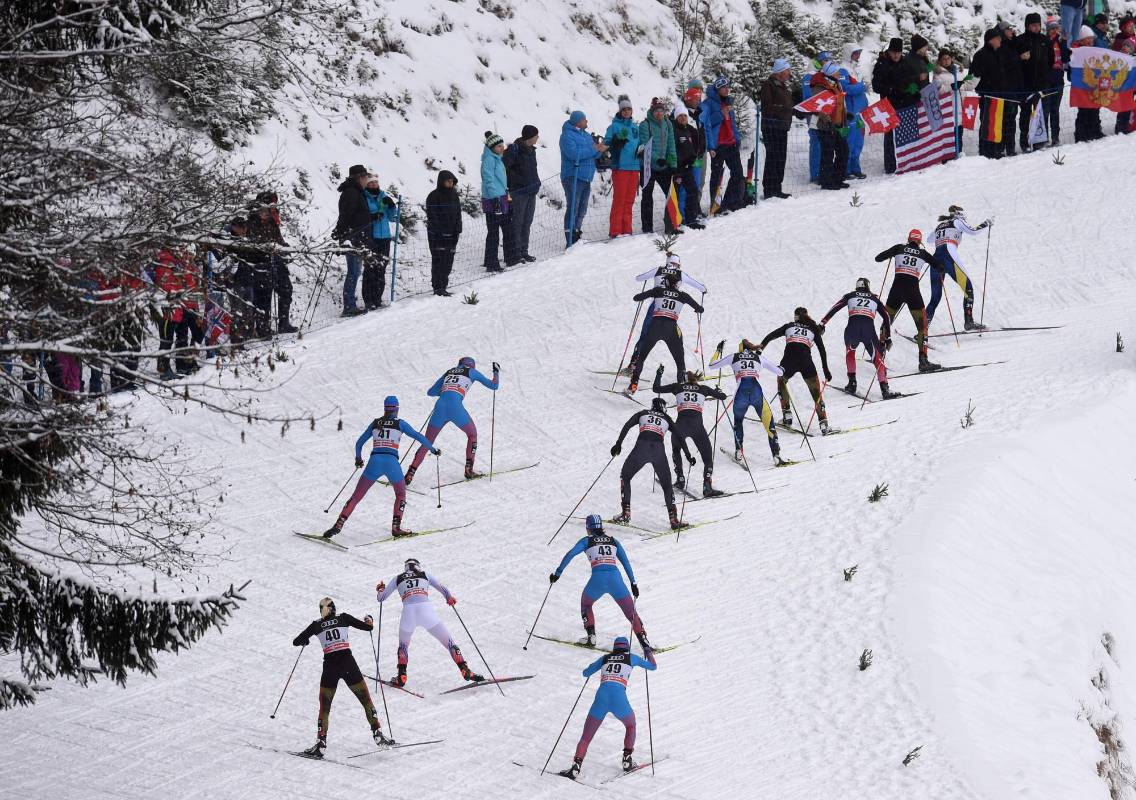 Competencia de 10 kilómetros estilo libre, modalidad femenina, en Oberstdorf, sur de Alemania. FOTO AFP