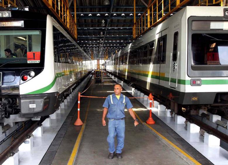 Aunque debería ser el 10 por ciento, solo el 5 por ciento de la flota permanece en los talleres del Metro. FOTO Manuel Saldarriaga