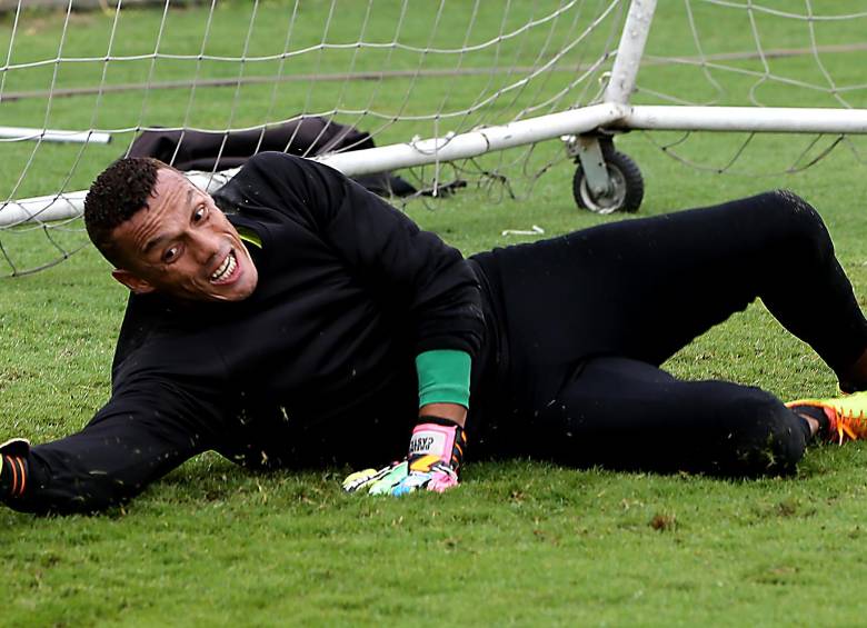 El experimentado Bréiner Castillo defenderá hoy el arco del Envigado en el partido que abrirá la novena jornada de la Liga Águila frente al Deportivo Pasto. FOTO julio césar Herrera