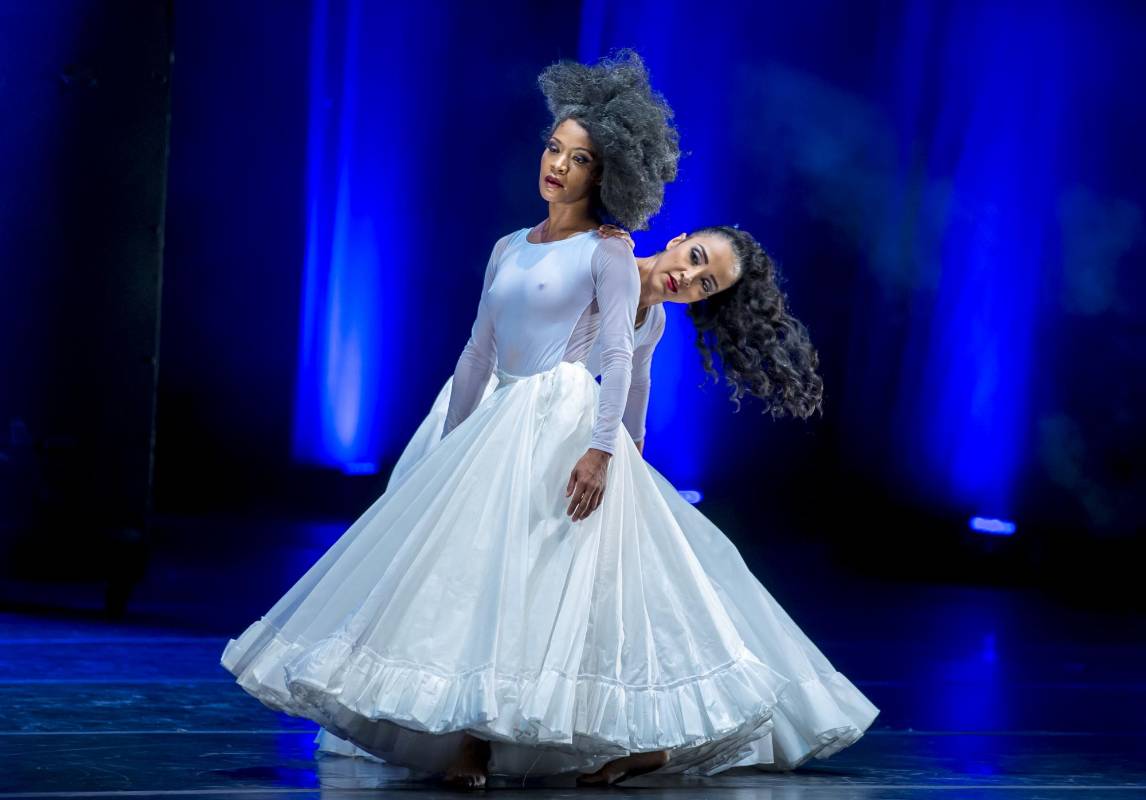 Danza Concierto, la compañía de danza contemporánea de Peter Palacio lleva 20 años en escena. FOTO JUAN ANTONIO SÁNCHEZ OCAMPO