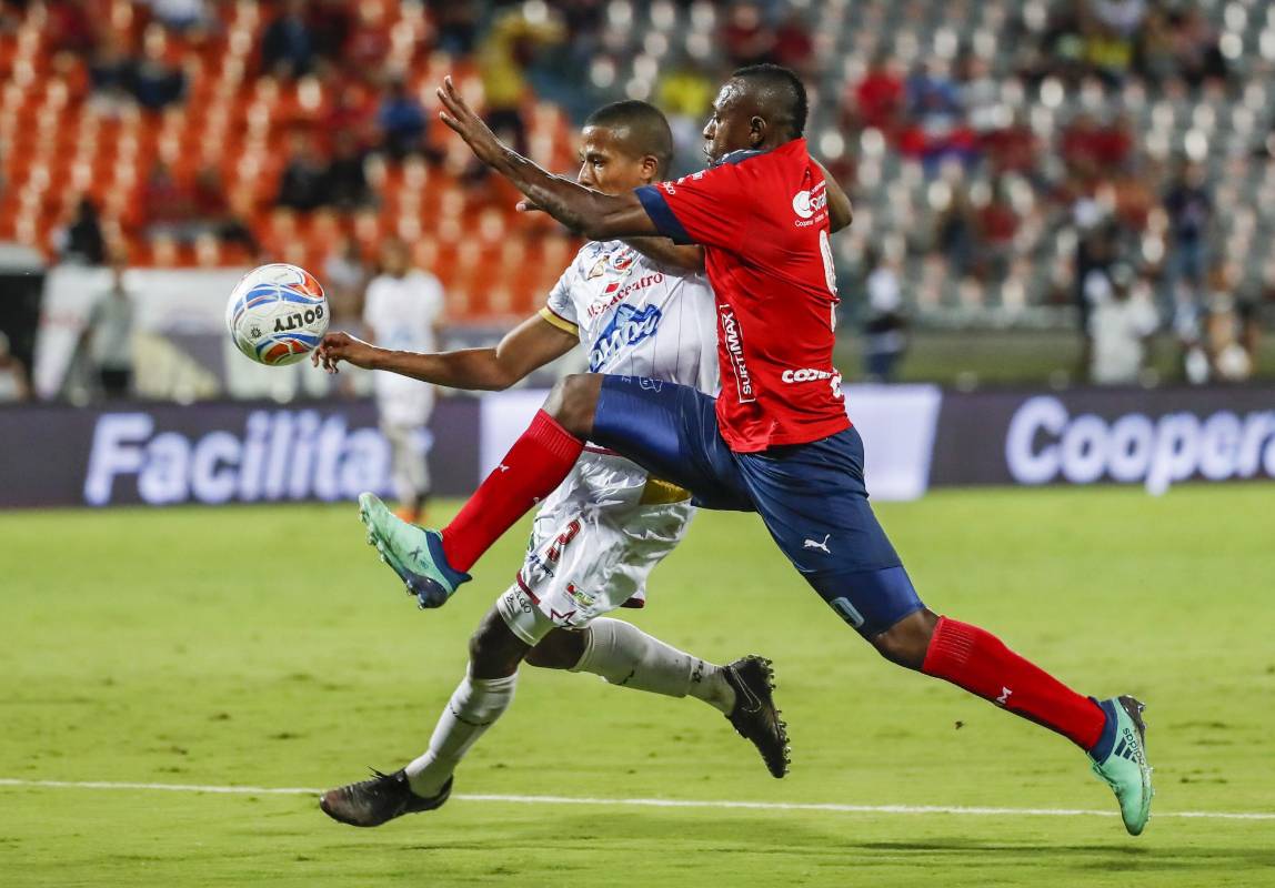 Juan Fernando Caicedo desperdicio varias opciones de gol. Foto: Robinson Sáenz Vargas