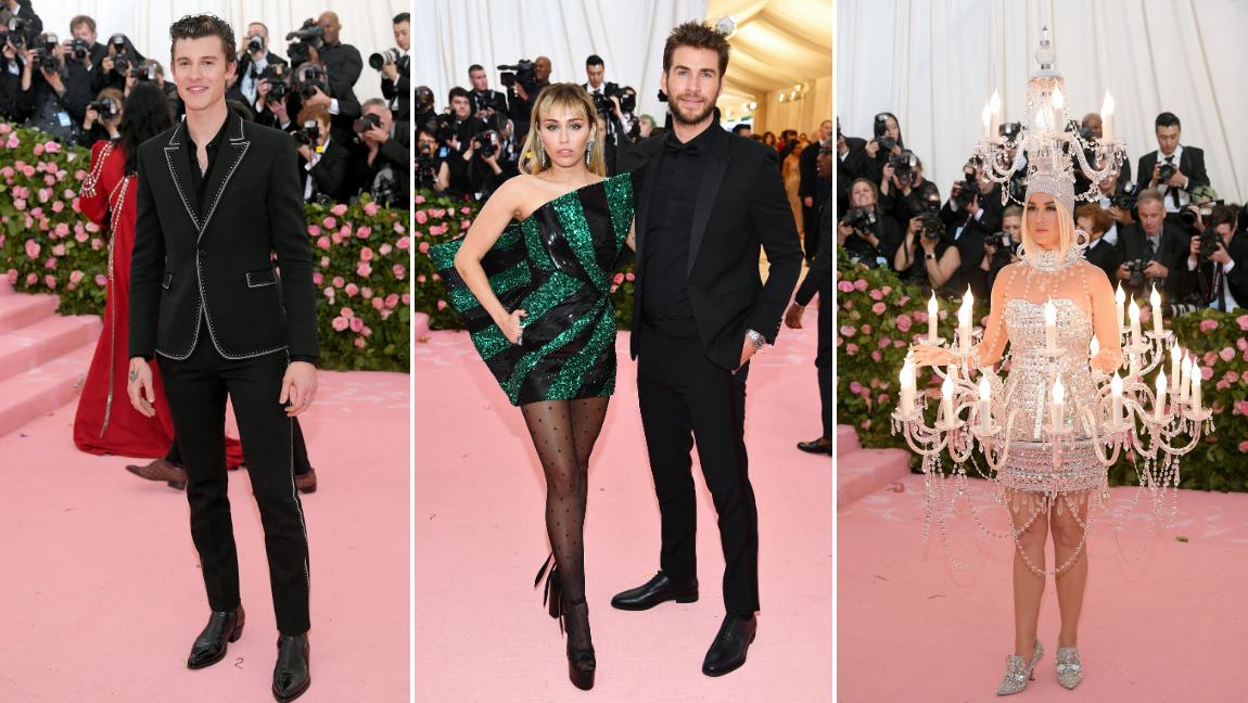 Shawn Mendes, Miley Cyrus y Liam Hemsworth y Katy Perry y su ensamble de candelabros firmado por Moschino. FOTOS AFP