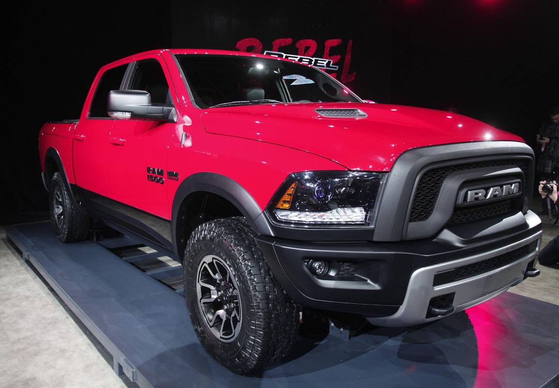 Ram, el especialista en camionetas de Fiat Chrysler Automobiles (FCA), presentó en el Salón de Detroit una versión del “pickup” 1500 con capacidades de todoterreno denominada Ram Rebel 1500. FOTO AFP