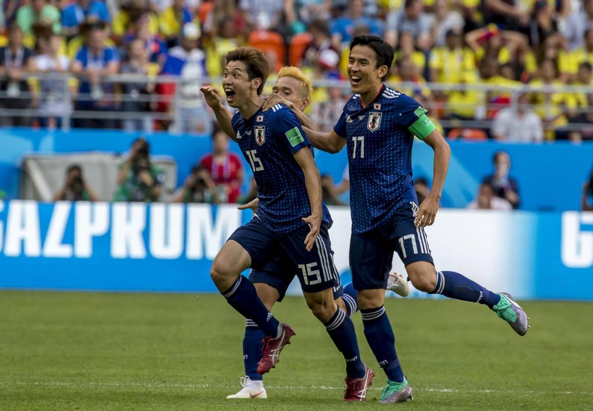 Tras la expulsión de Carlos Sánchez y el penalti a favor de Japón, la selección Colombia buscó el empate que llegaría de tiro libre de Juan Fernando Quintero. Al final los nipones marcaron el segundo gol de cabeza y decretaron la derrota. Foto: Juan Antonio Sánchez, enviado especial. 