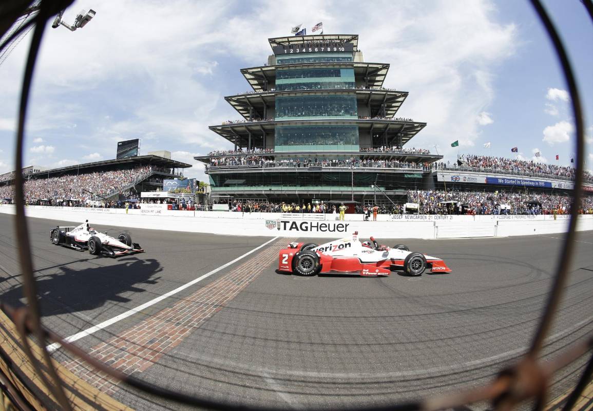 El equipo Penske logró su decimosexto triunfo en las Indy 500 y se consolidó con sobrada ventaja como la escudería más laureada. FOTO AP
