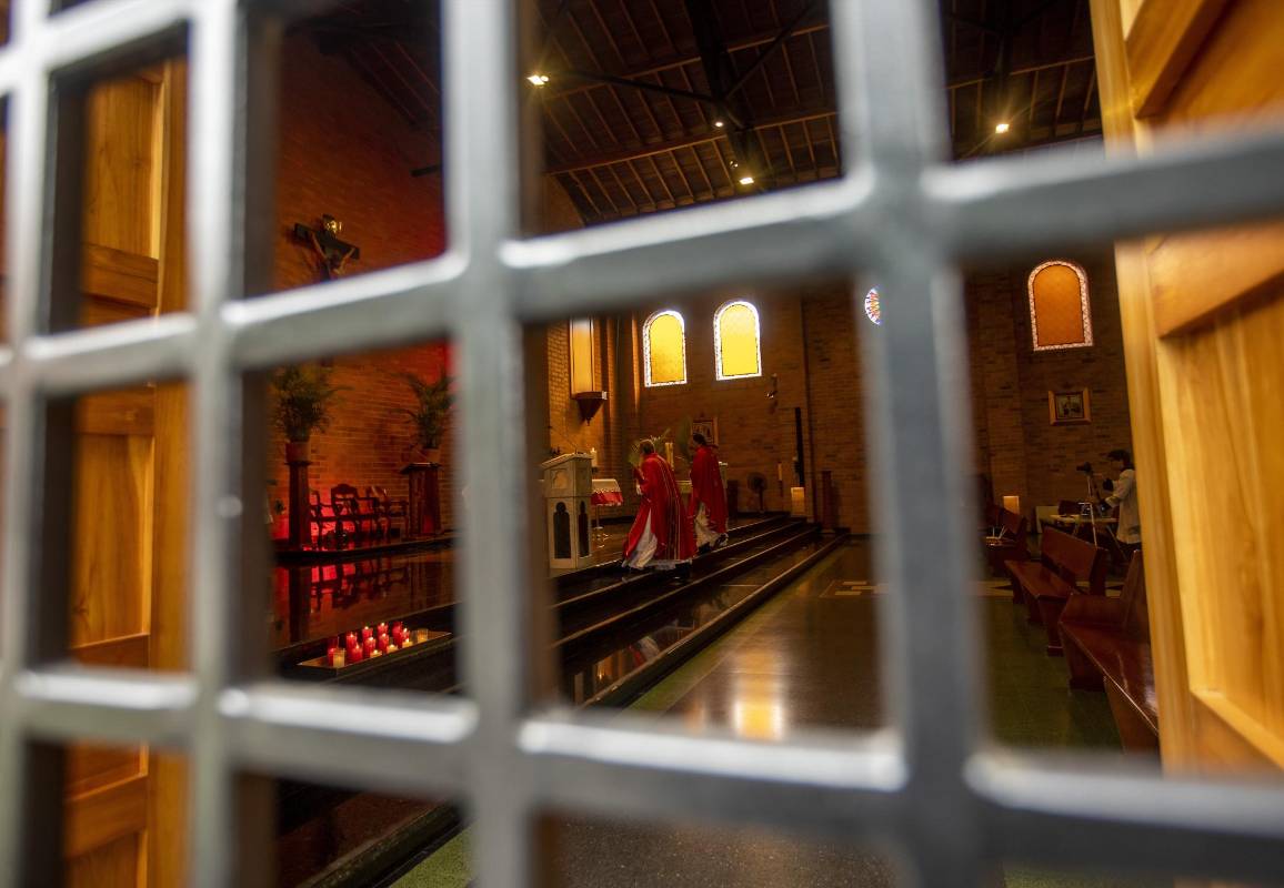 Parroquia de San Mateo en Envigado. Foto Camilo Suárez
