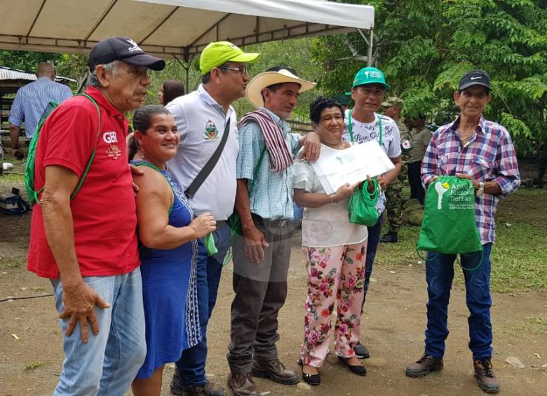 Egda del Socorro y su familia.