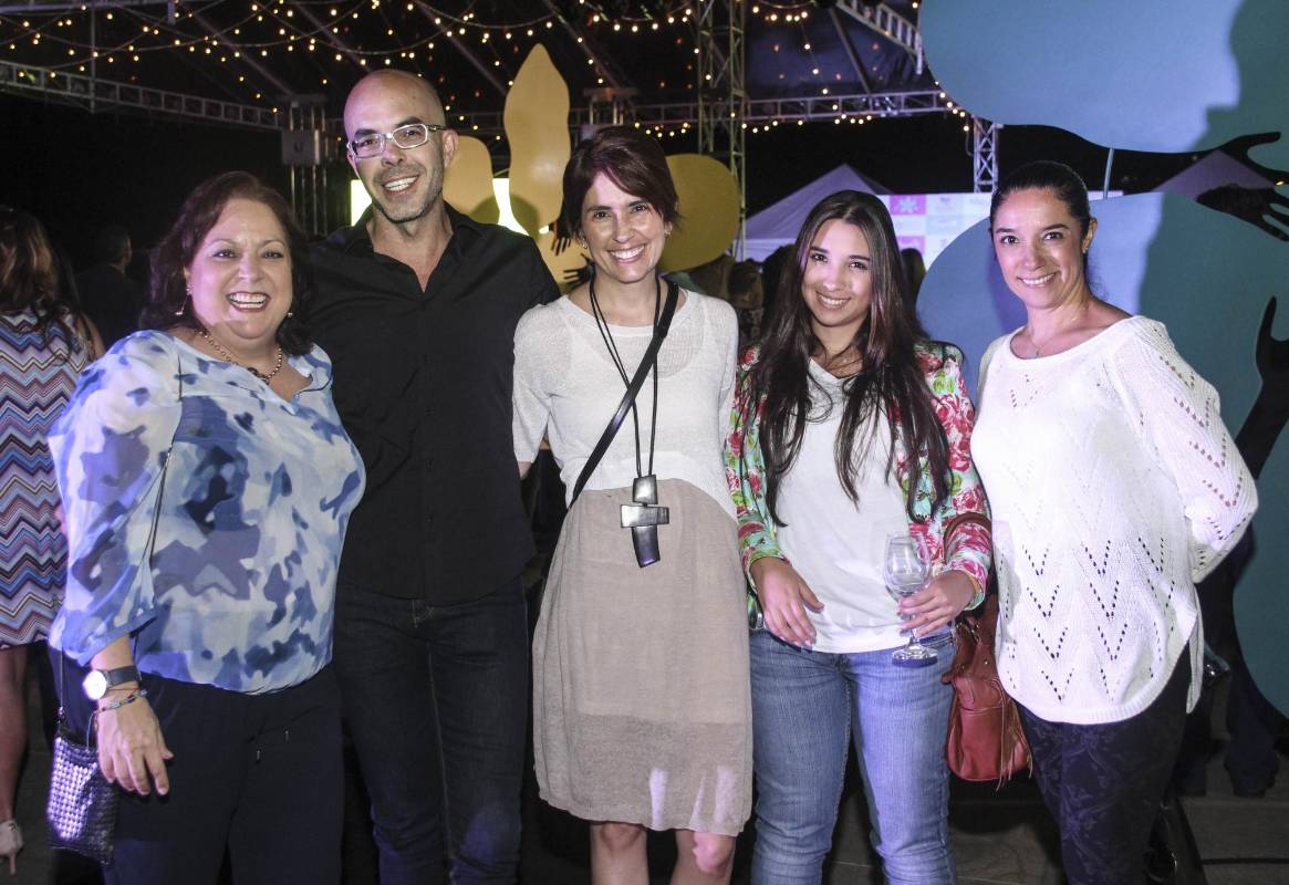 Constanza Gónima, Alejandro Cuartas, Juanita Álvarez, María Solorzano y Clara Martínez. Foto Cámara Lúcida.