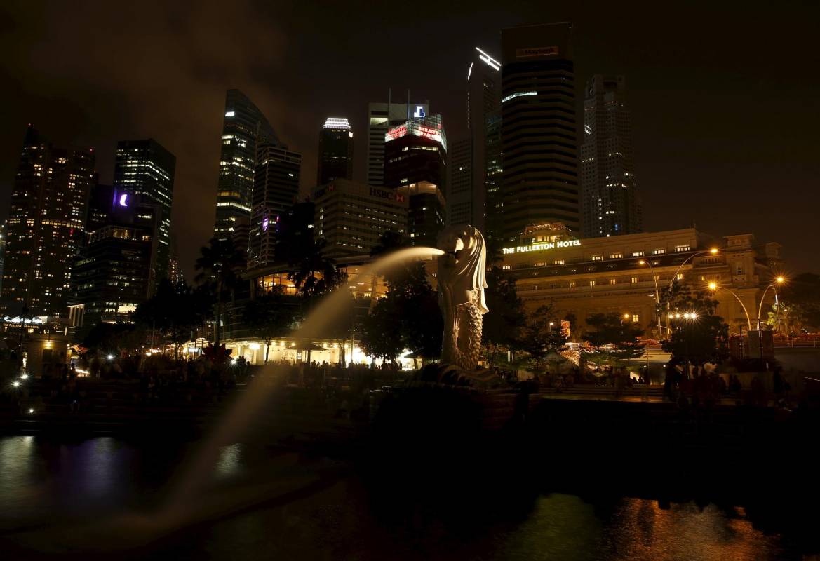 Una vista del icono del turismo del parque de Merlion, Singapur. FOTO Reuters