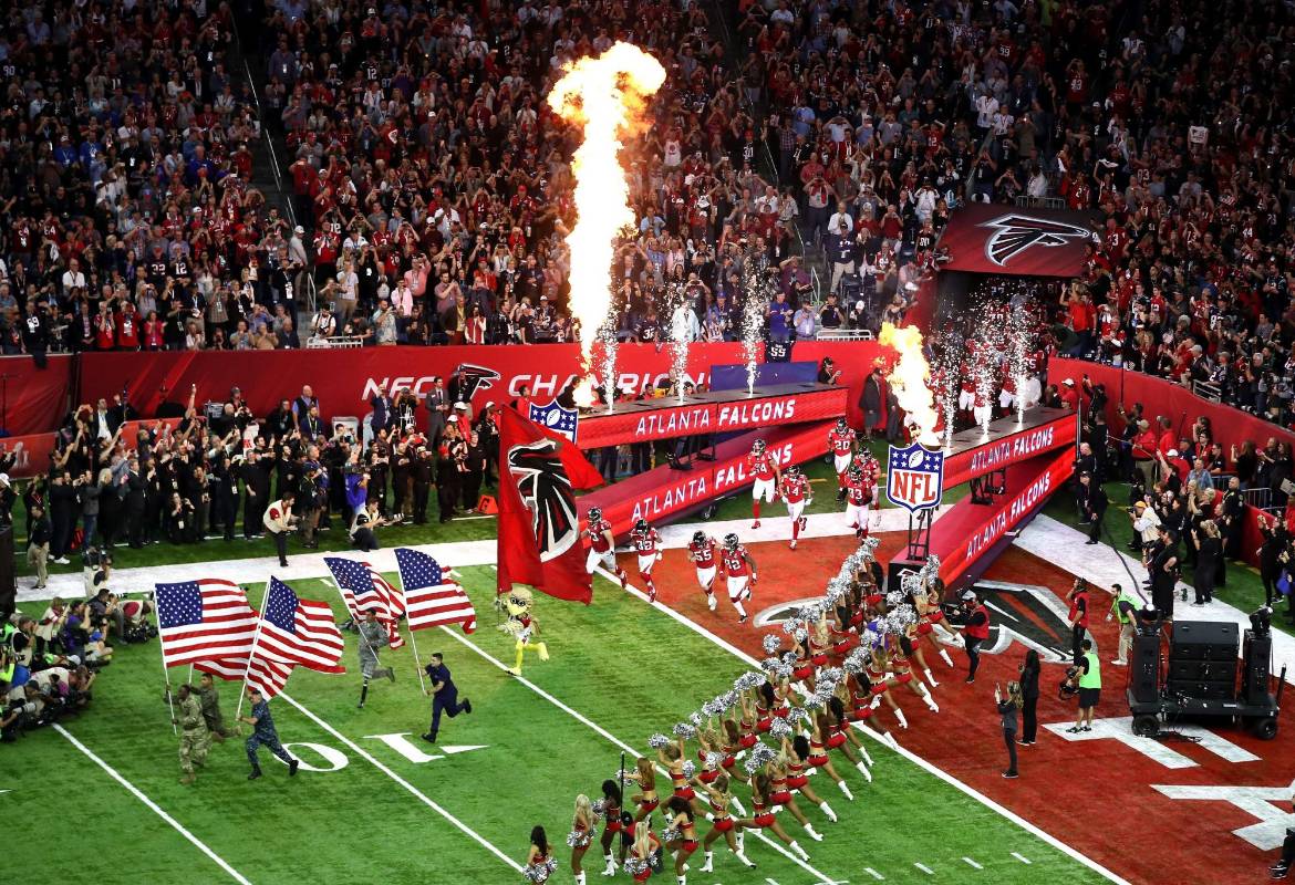 Esta es la segunda derrota que sufren los Falcons en los dos Super Bpwl que han disputado en los 51 años de su historia después de perder el primero por (19-34) frente a los Broncos de Denver, en 1999. FOTO AFP
