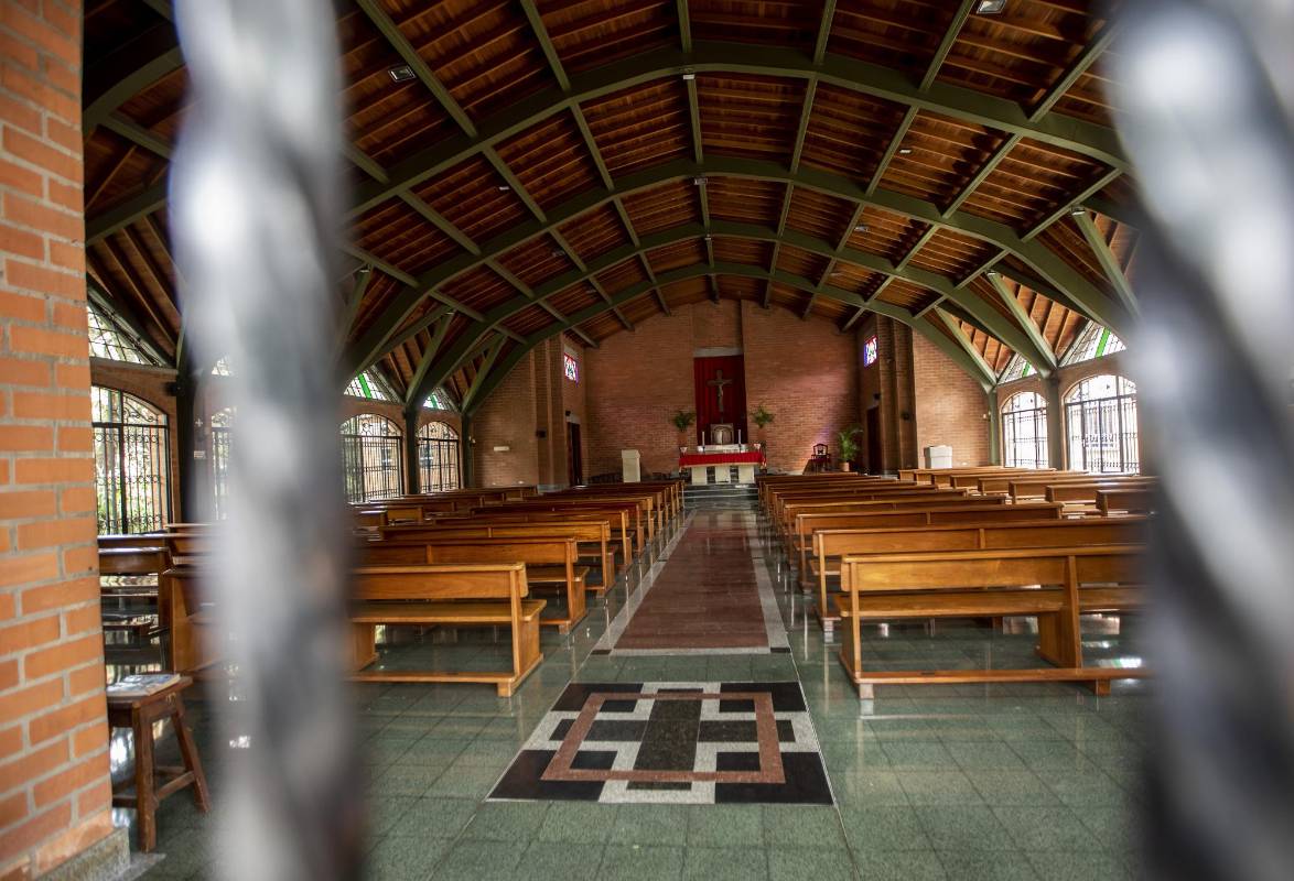 Parroquia nuestra señora de las Lomas, en la Loma del Escobero en Envigado. Foto Camilo Suárez