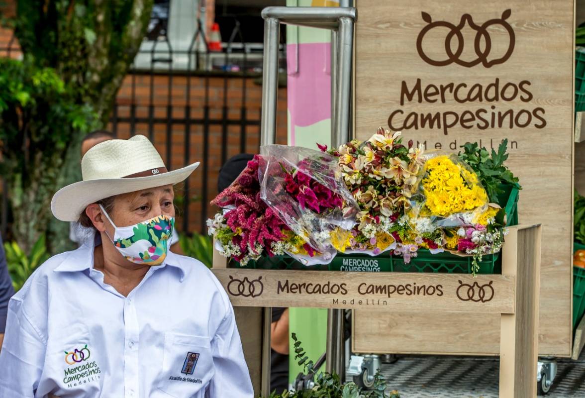 El programa Mercados Campesinos congrega a más de 200 productores de los cinco corregimientos de la ciudad. Foto: Juan Antonio Sánchez