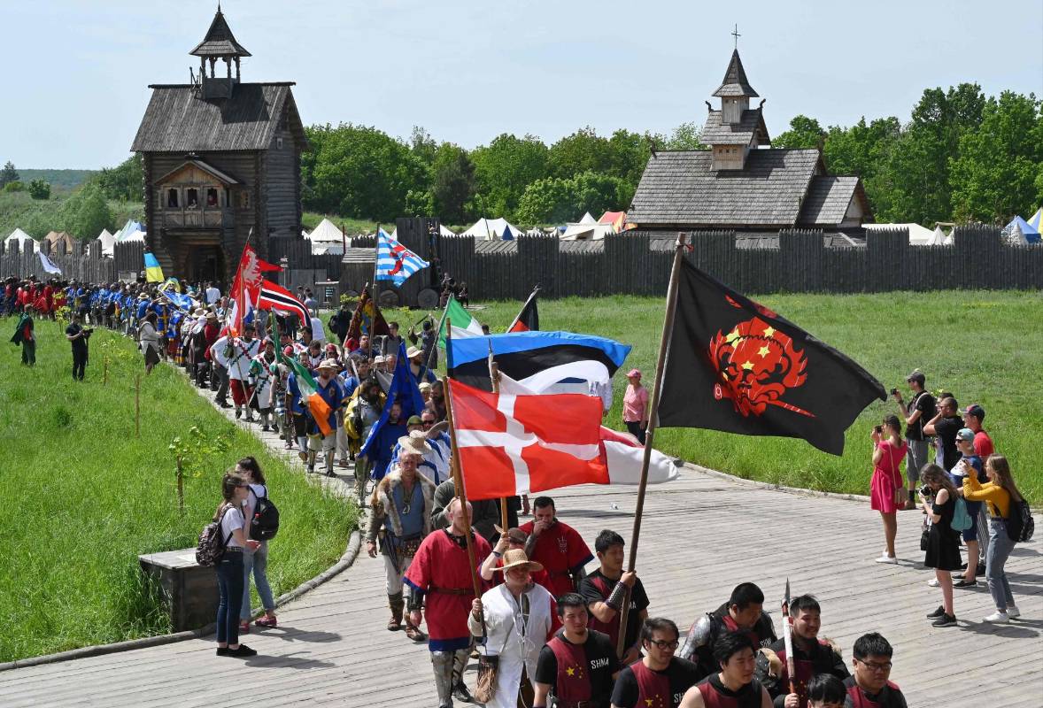 Franceses, ingleses, Alemanes, Chinos, Australianos entre otros mostraron sus mejores combatientes Foto: AFP