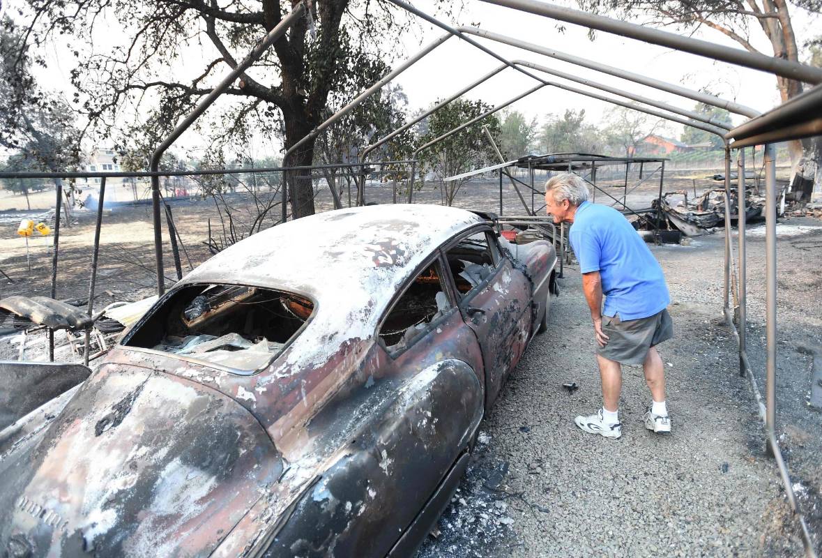 Esos incendios se han ido extendiendo a lo largo de las horas, provocando nuevos focos, y llevaron al gobernador del estado, Jerry Brown, a declarar el estado de emergencia. FOTO AFP