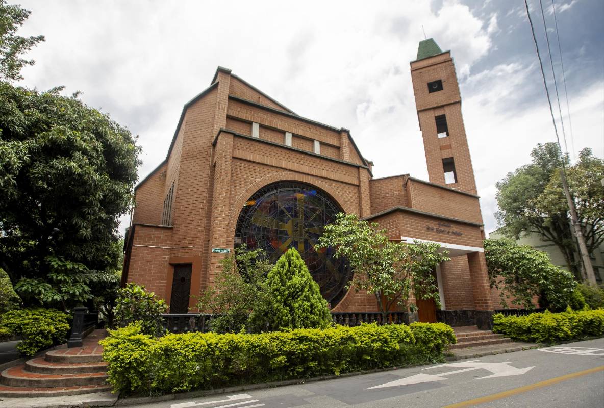 Parroquia san Ignacio en Envigado. Foto Camilo Suárez