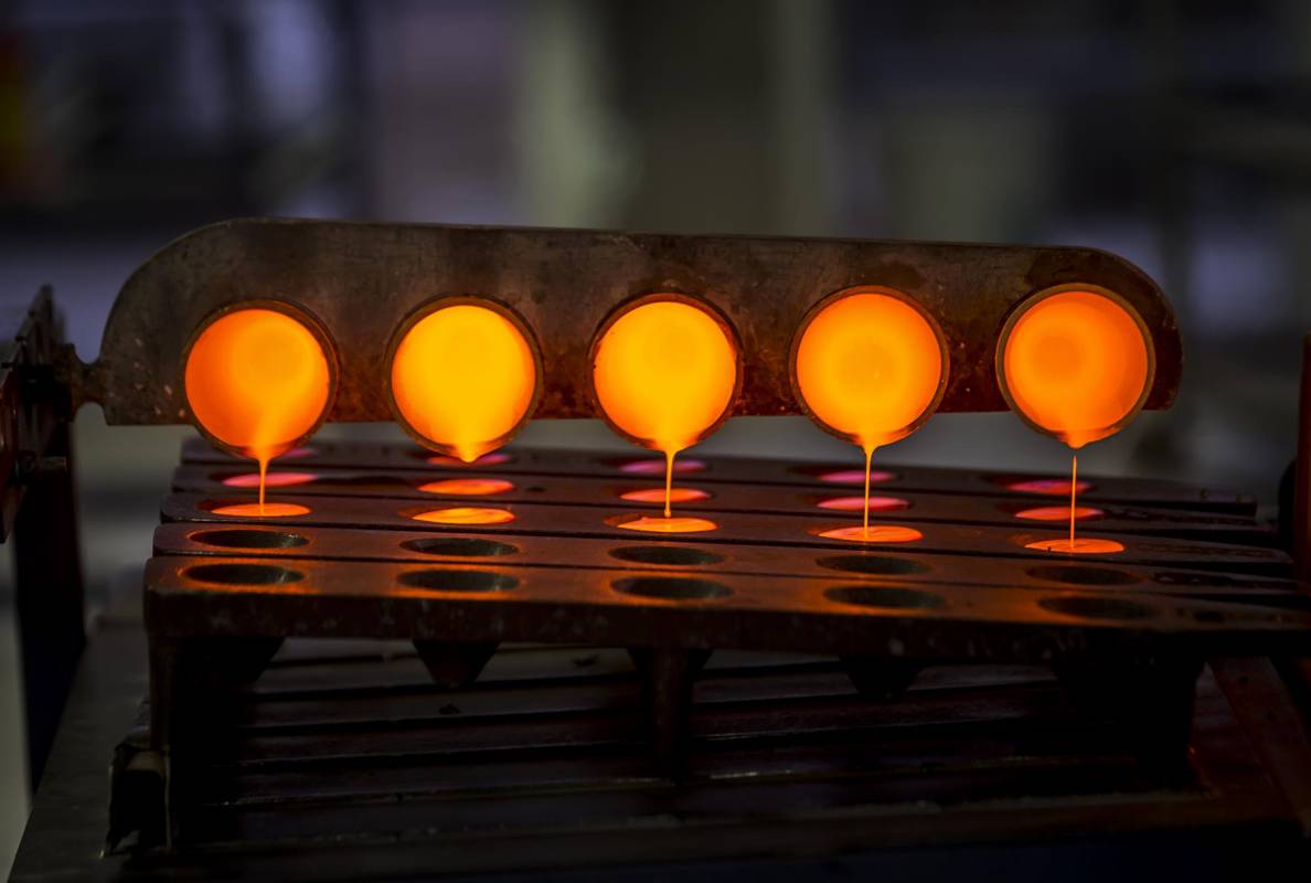 La temperatura requerida para la fundición del metal es de 1064° C. FOTO JUAN ANTONIO SÁNCHEZ