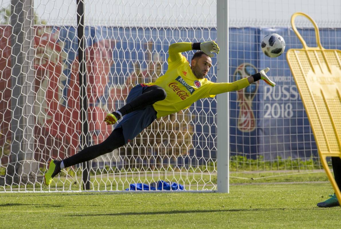 Los 23 futbolistas saltaron al césped del estadio Sviyaga, ubicado a unos 35 kilómetros de la capital de Tartaristán, pasadas las 10:30 hora loca y se ejercitaron durante una hora y 30 minutos, aproximadamente. Juan Antonio Sánchez, enviado especial.
