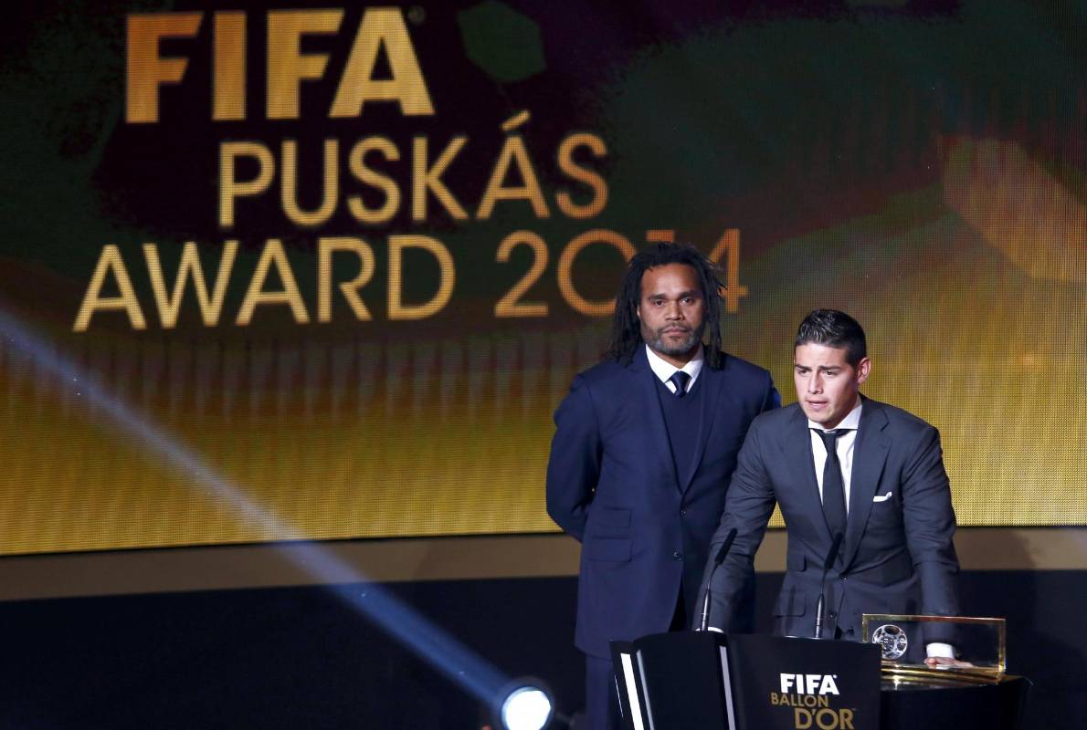 Premio Puskas de la Fifa (mejor Gol del Año): James Rodríguez (COL/Real Madrid). “Estoy feliz por llevarme el mejor gol del año. Tenía ganas de llevarme el premio, pero viendo los otros dos goles también pensaba que tenían muchas posibilidades. Al final gané y es lo más importante”, aseguró el jugador colombiano en Zúrich. FOTO REUTERS