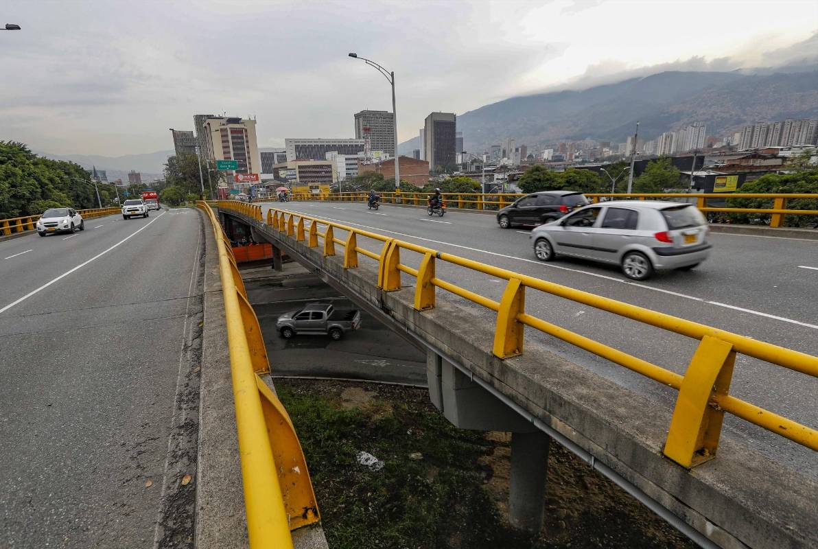 Con la extensión del aislamiento y la reapertura de otros sectores, el llamado es a extremar el auto cuidado para evitar el contagio. Foto: Manuel Saldarriaga Quintero.