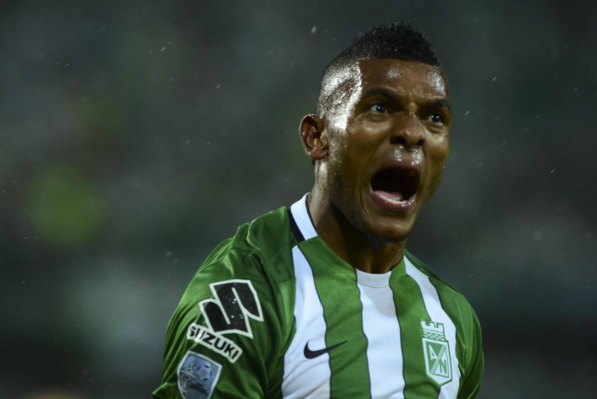 Miguel Ángel Borja fue el autor de los cuatro goles que llevaron a Nacional a ganar la serie ante Sao Paulo de Brasil. FOTO AP