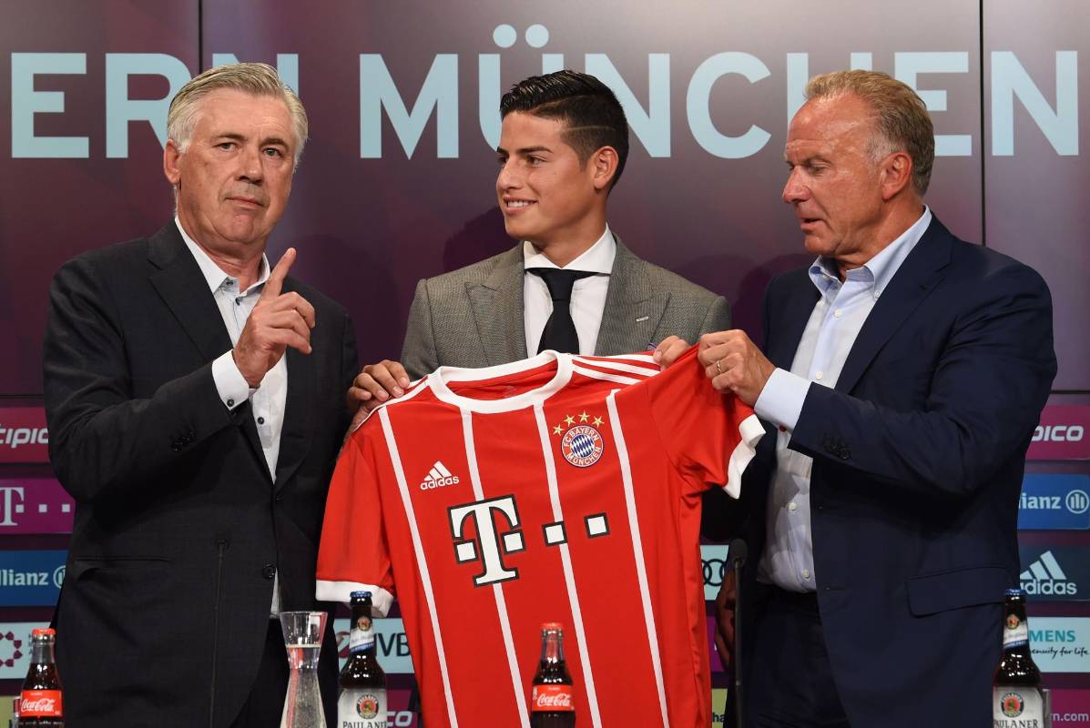 “James va a jugar en la posición que prefiere, no tiene problema en hacerlo por la derecha, al centro, por la izquierda”, dijo Ancelotti sobre el colombiano. FOTO AFP