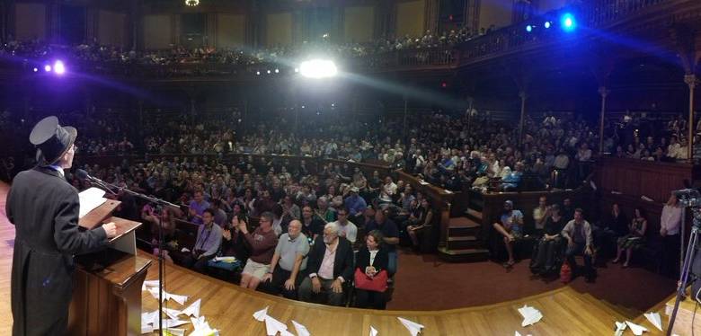 Este premio reconoce las excentricidades de la ciencia y parodia ciertas tendencias y experimentos. FOTO: @improbresearch ‏