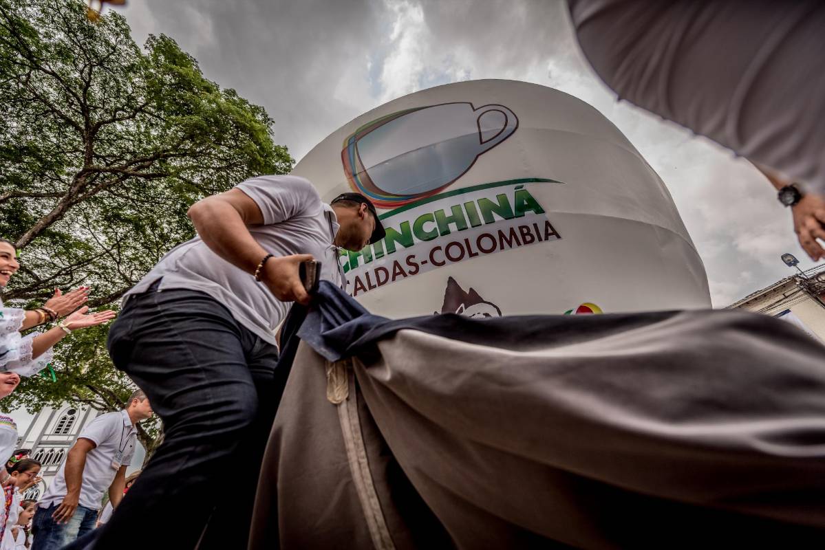 “El hecho de tener estos Guinness Récords en Chinchiná, lo que nos va a permitir es seguir consolidando el Paisaje Cultural Cafetero”, aseguró Miguel Trujillo, funcionario de la Gobernación de Caldas. FOTO COLPRENSA