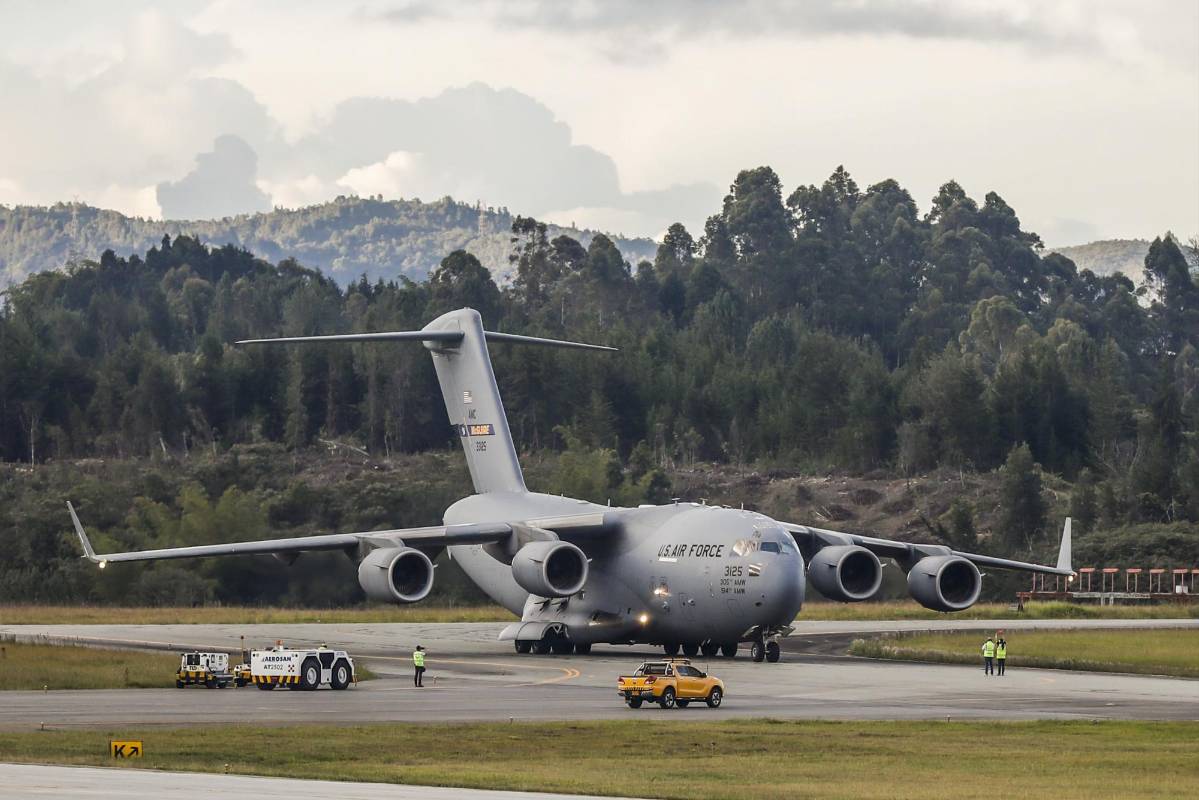 Aterrizaron además de estos dos aviones C-17 Globemaster. FOTO: JAIME PÉREZ