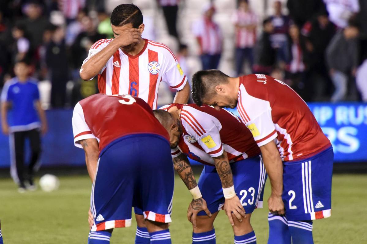 En la próxima fecha, Paraguay visitará a Argentina en Córdoba mientras Colombia recibirá a Uruguay, líder de la eliminatoria, en Barranquilla. FOTO AFP