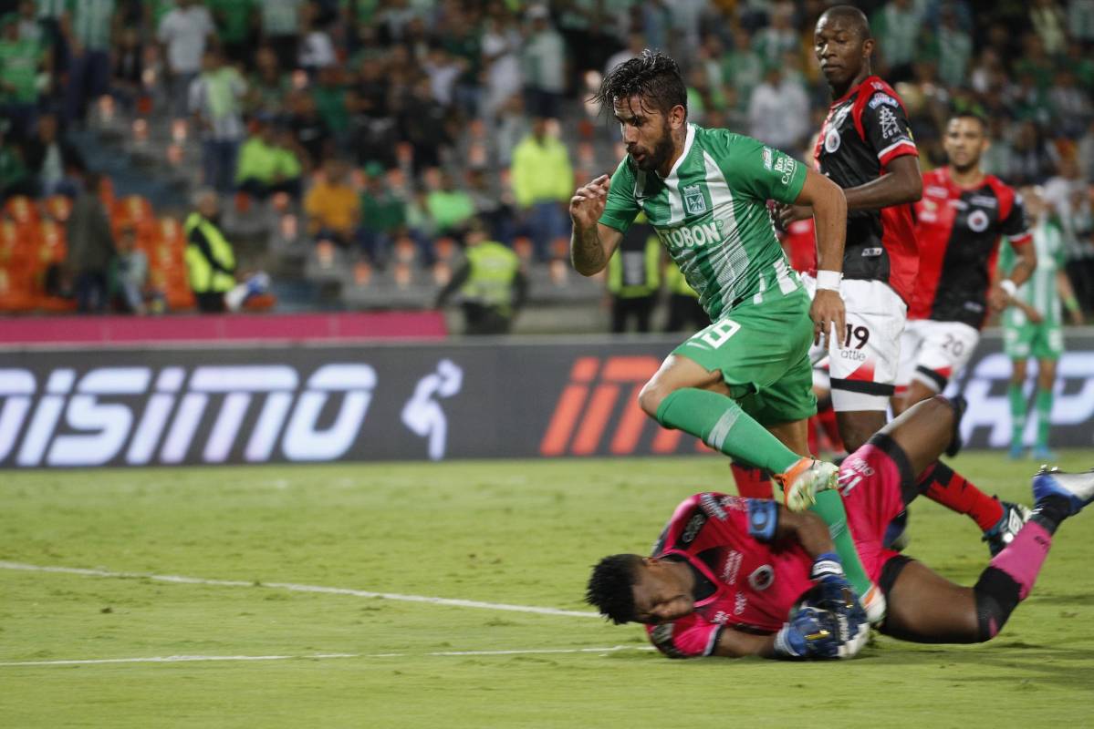 Con goles de Patricio Cucchi (9’) y Daniel Muñoz (51’ y 59’) el verde logró la primera victoria en su debut en el cuadrangular semifinal de la Liga. Foto: Manuel Saldarriaga