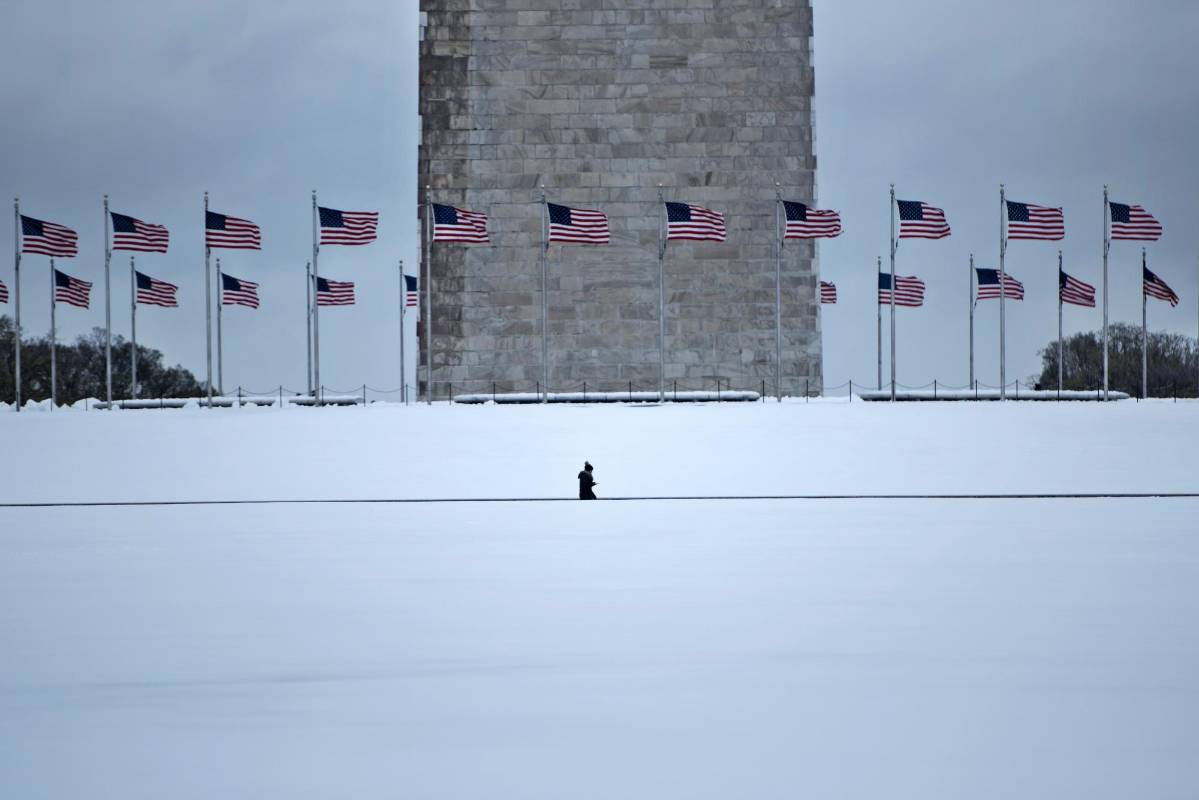 La nieve y el granizo azotan desde Carolina del Norte hasta Maine, pasando por Nueva York, Nueva Jersey, Filadelfia y el sur de Connecticut. (Washington) FOTO AFP