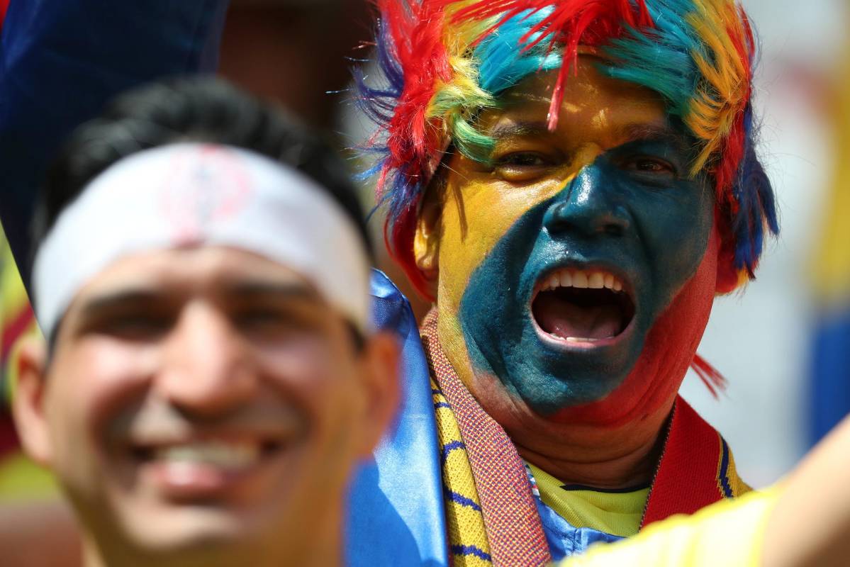 Los colombianos llegaron desde muy temprano al estadio Mordovia Arena para el debut de la Selección en el Mundial de Rusia. REUTERS