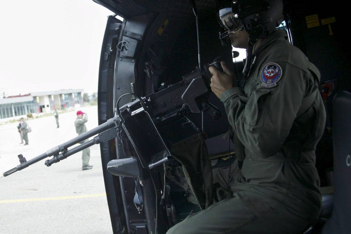 La orden de cierre de la frontera se dio tras un ataque armado en el que fueron heridos dos miembros de la Guardia venezolana. FOTO REUTERS.