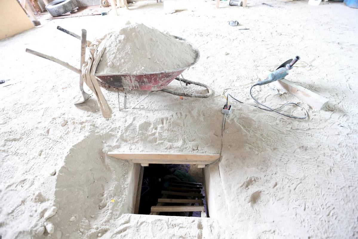 Las casas más cercanos, de apariencia similar, se encuentran a unos 300 metros y son habitados por granjeros y campesinos. FOTO REUTERS. 