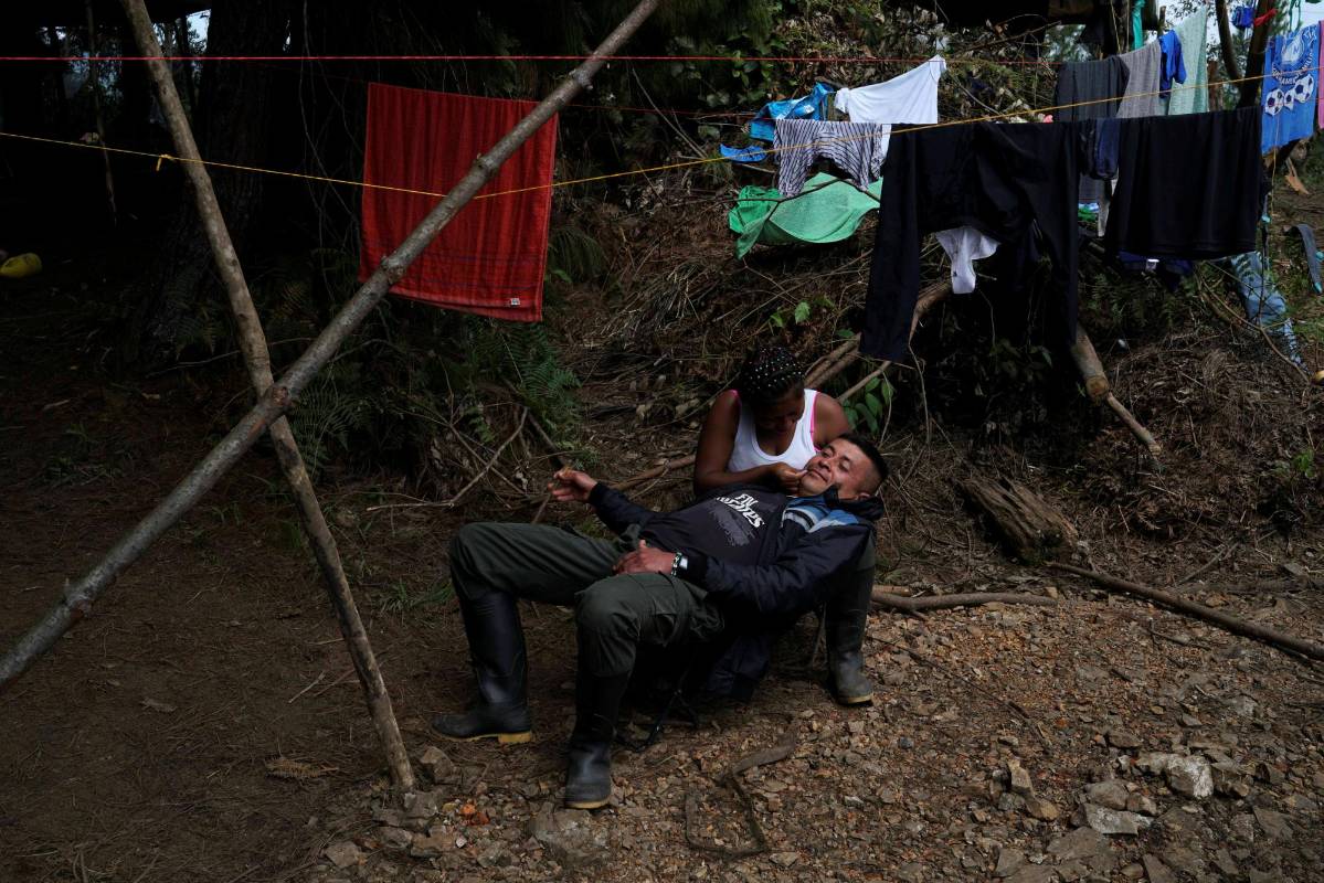 El proceso de entrega de armas de Farc avanza en las zonas veredales. FOTO FEDERICO RÍOS (REUTERS)