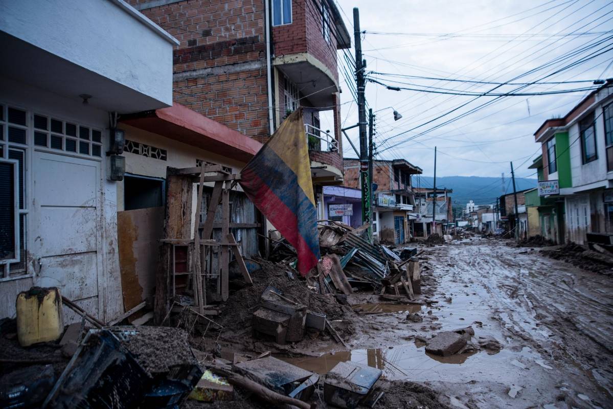 Muchas familias perdieron todas sus pertenencias, Mocoa sigue sin agua potable y energía eléctrica, la mayoría de los afectados están en refugios temporales con dificultades de alimentación y lugares aptos para dormir. Foto: Andrés Cardona