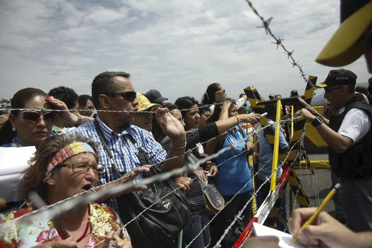 Más de 3.000 ciudadanos colombianos han sido deportados este año desde Venezuela. FOTO REUTERS