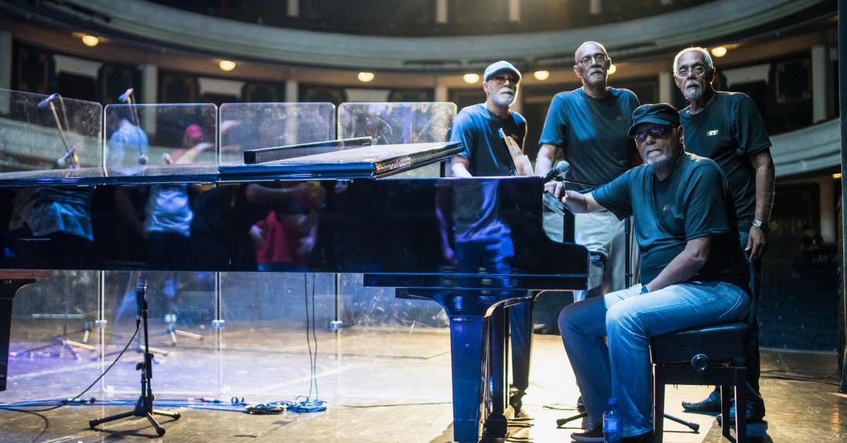 Los hermanos Lebrón cuidan los sonidos de la salsa clásica