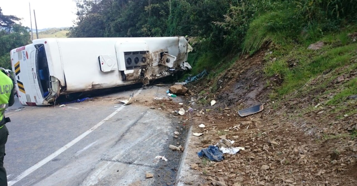 Volcamiento De Bus Dejó 33 Heridos